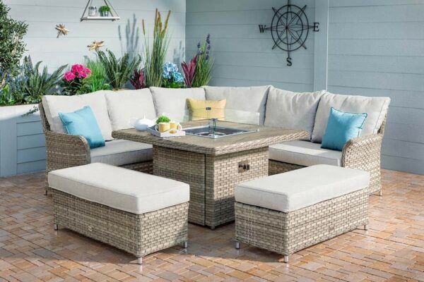 Heritage Grand Square Corner Sofa Unit With Fire Pit