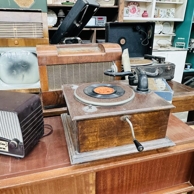 Vintage record player on display in Rigg's Mill and Motor Museum