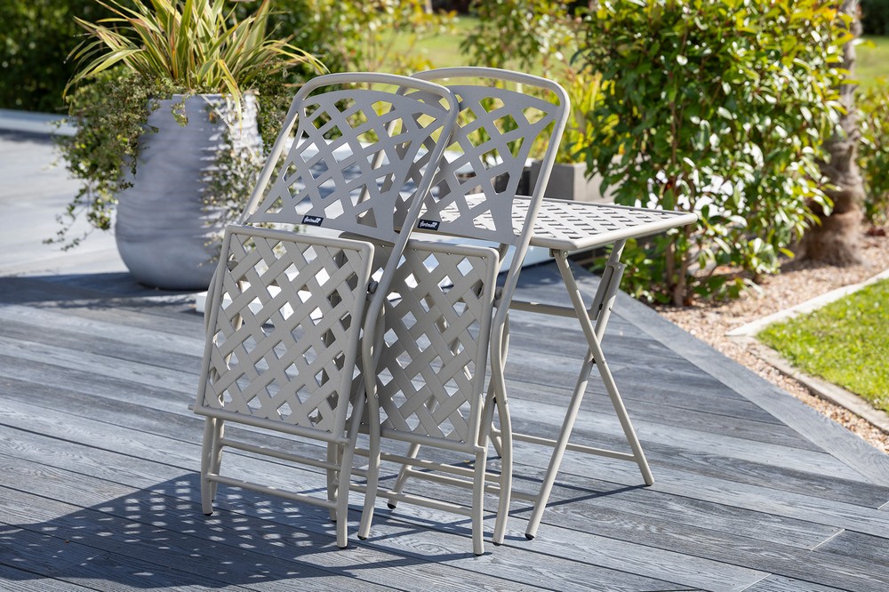 Berkeley Folding Bistro Set