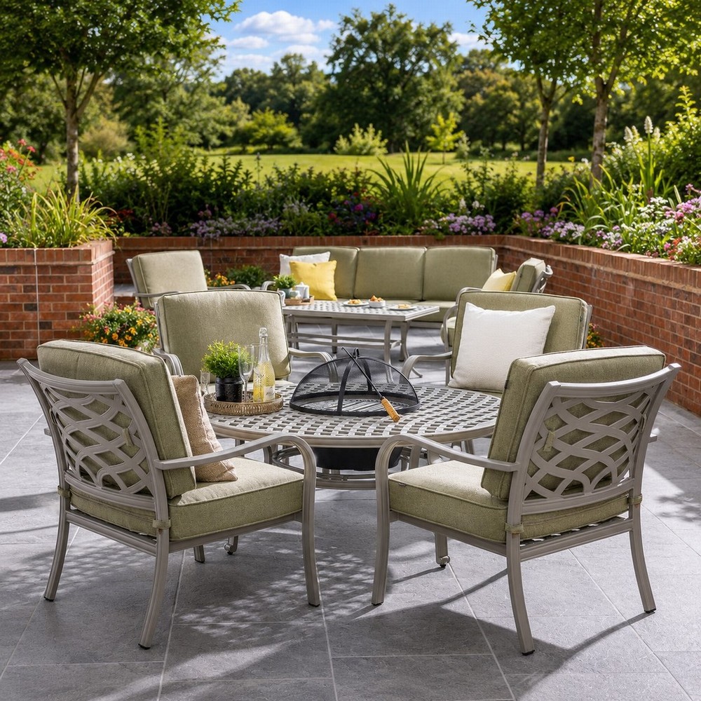 Buxton 4 Seat Round With Fire Pit